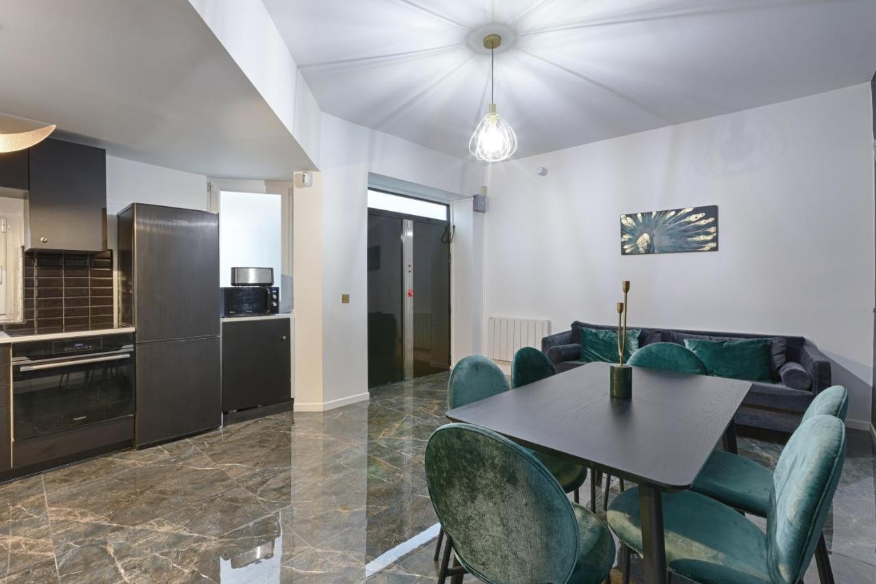 Amazing Luxury Triplex 3br/8p - Arc De Triomphe Appartamento *