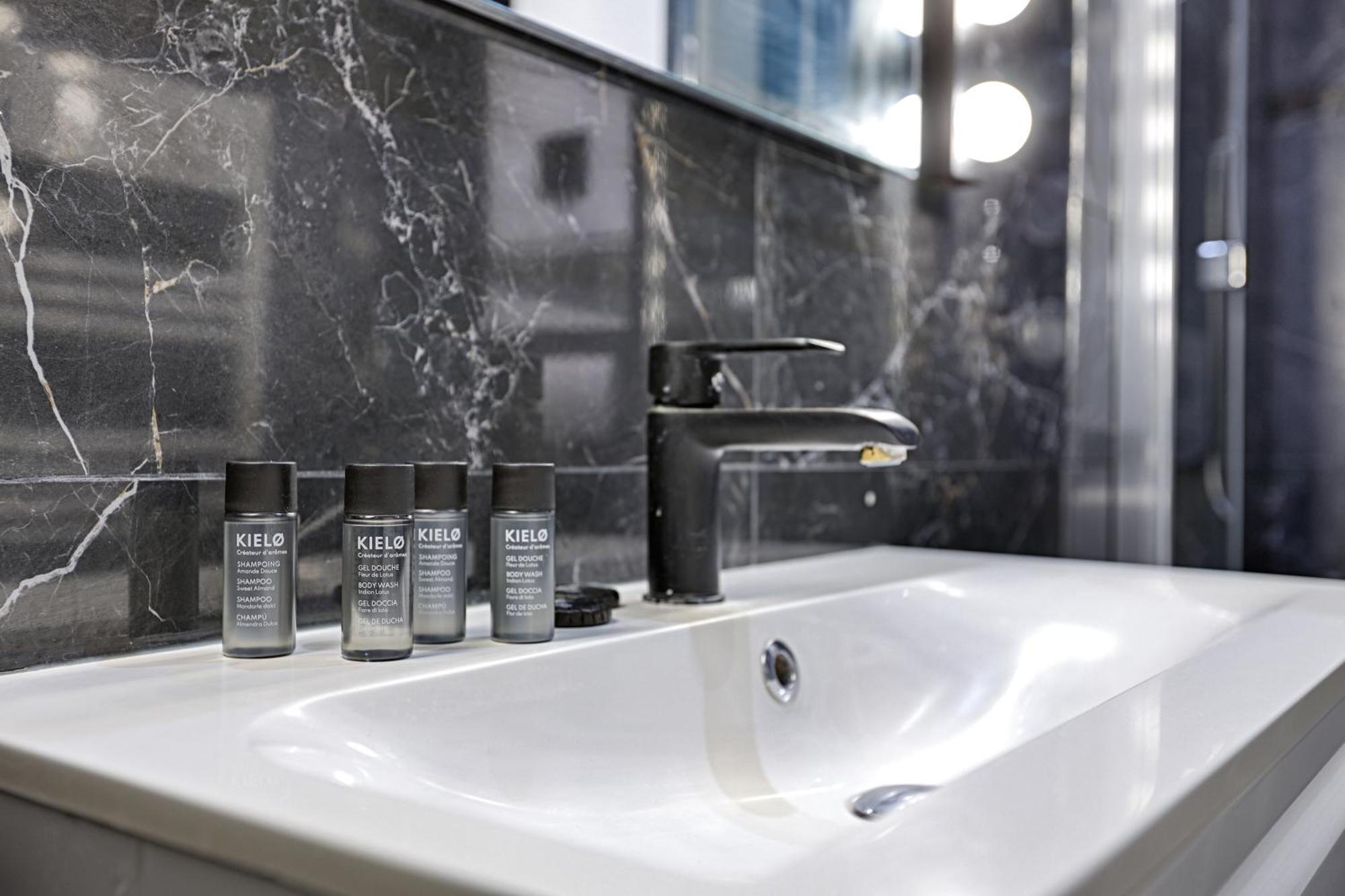 Appartamento Amazing Luxury Triplex 3br - 6p - Arc De Triomphe Parigi